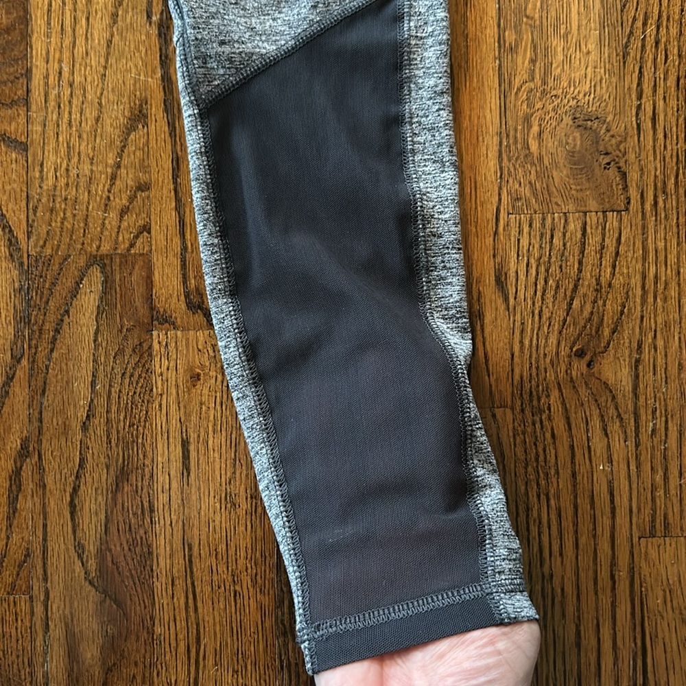 PUMA Womens Grey Workout/Yoga Leggings Size M - Picture 5 of 6